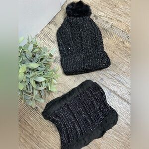 Pom Pom Hat & Neck Warmer Lined and Super Cozy Black women’s